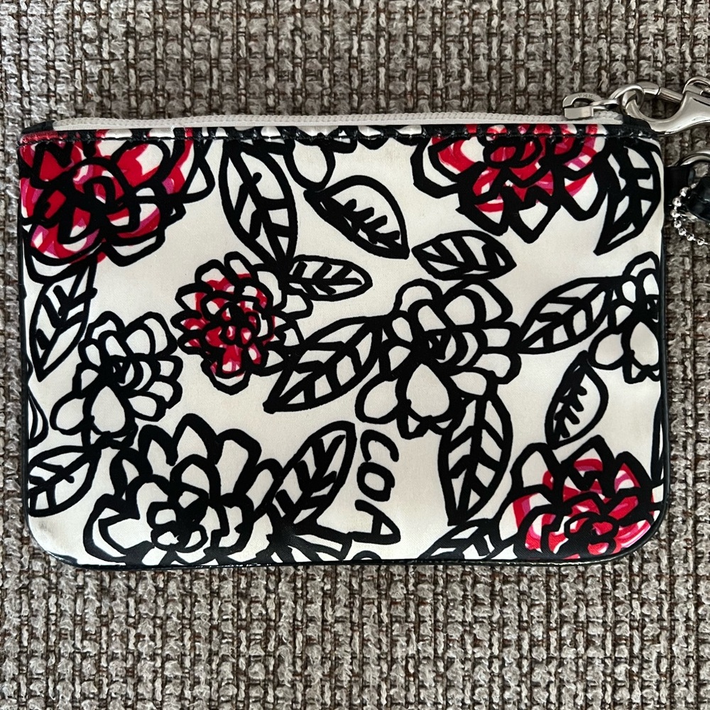 Coach Graffiti Flowers Wristlet - Picture 7 of 11